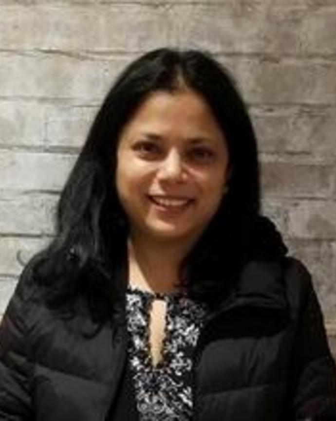 Headshot of Anjali Parashar